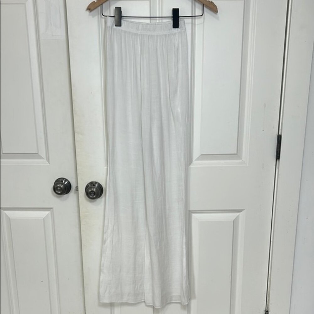 SHEIN Classic White Beach Patrs size small polyester, lightweight pool pants